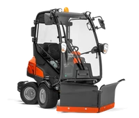 Husqvarna P525DX kabinnal Rider / Fűnyírótraktor