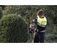 Husqvarna 522iHD60 Akkumulátoros sövényvágó Akkumulátor és töltő nélkül