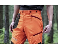 Nadrág Fűkaszához, Technical